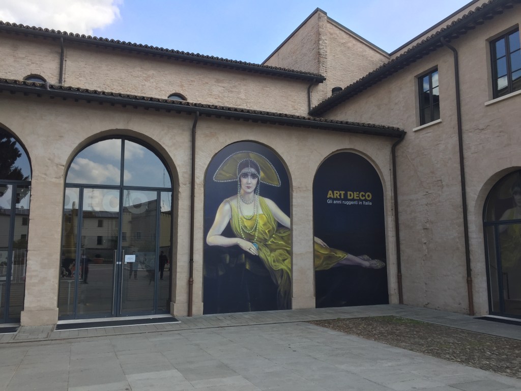 Dietro l’auto di D’Annunzio. Art déco a&nbsp;Forlì